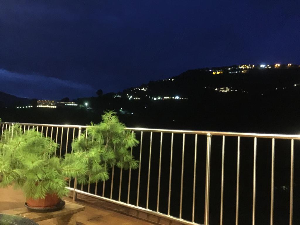 Chingjing ‧ Orange Scotia Apartment Renai Exterior photo